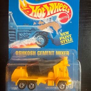 Mattel Hot Wheels Oshkosh Cement Mixer Toy Truck - Yellow